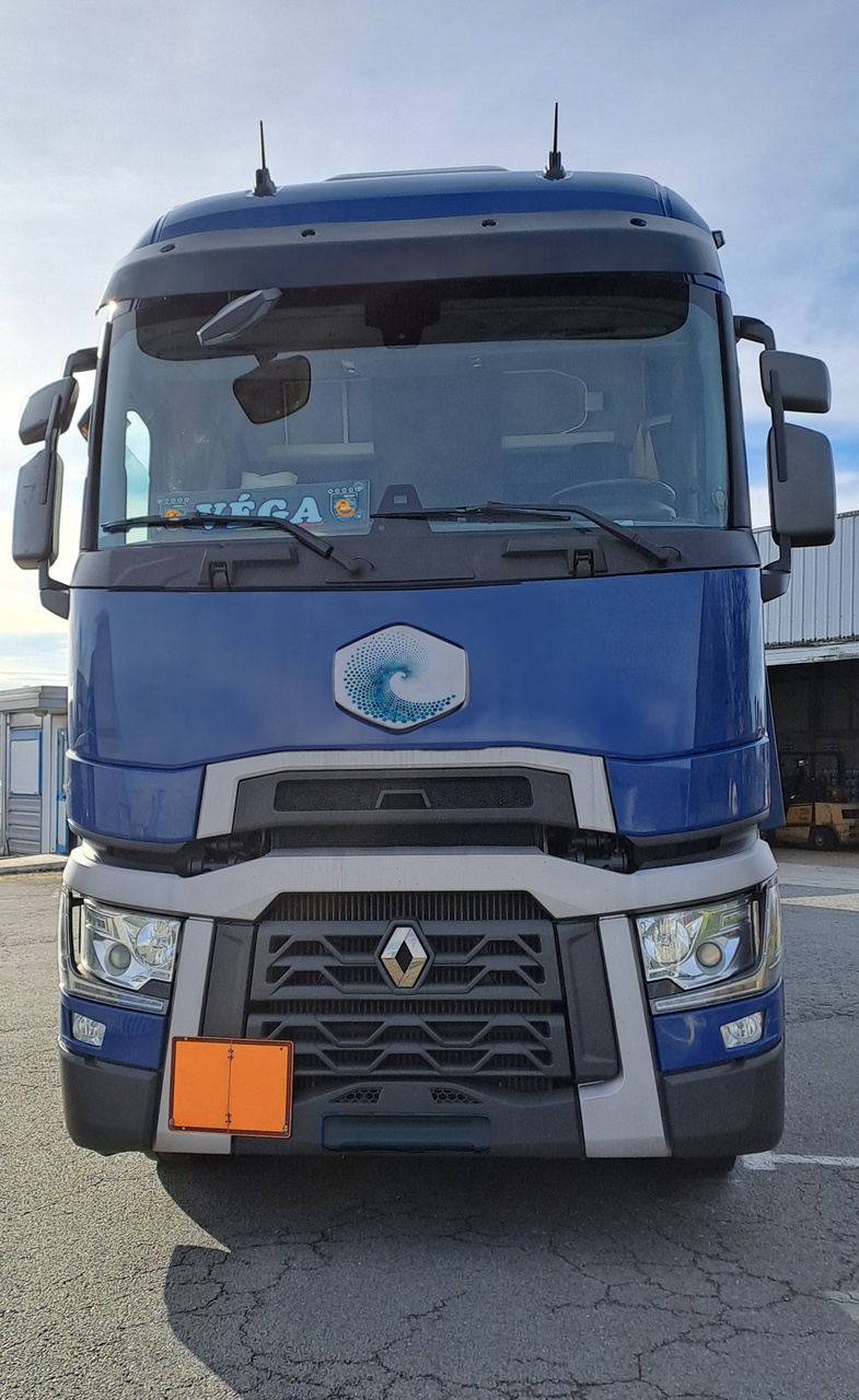 Camion VEGA